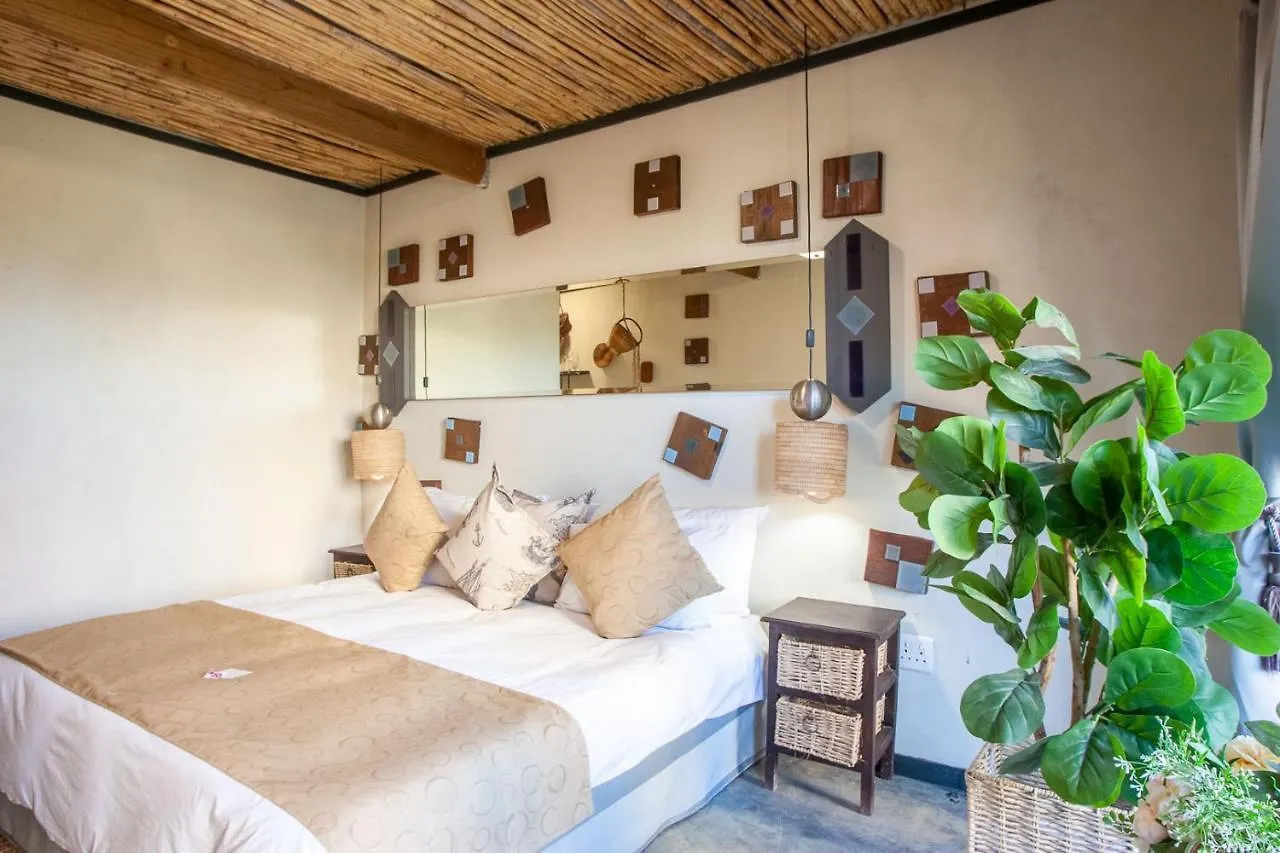 ** Gasthof Bedrock Guest Studios Strand Südafrika